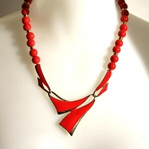Vintage Red Beaded enamel Necklace original Tag Taiwan R.O.C.